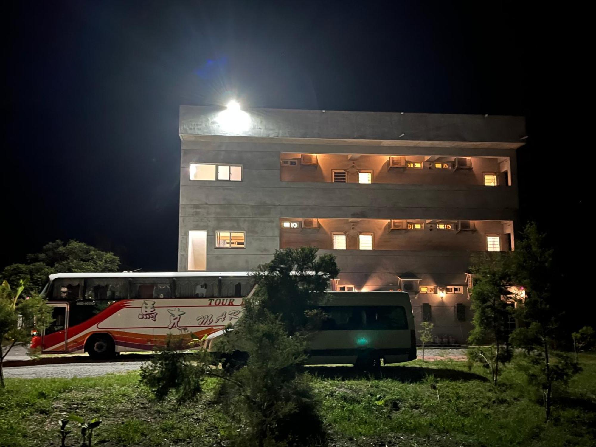 צ'נגונג 春夏秋冬海景民宿ocean View Motel מראה חיצוני תמונה